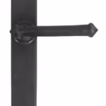 Tudor Lever Latch Set