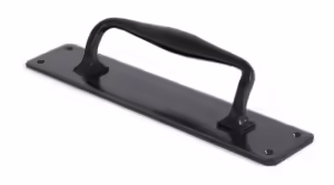 Pull Handle on Backplate