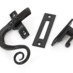 Locking Monkeytail Fastener