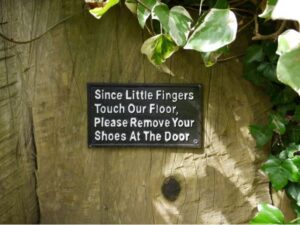 Sign (Little Fingers)