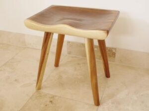 Wave Stool