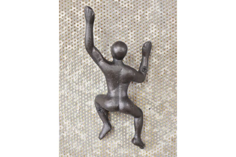 5727 3