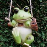 Hanging Frog