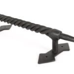 Robe Pull Handle