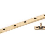 12" Reeded Stay
