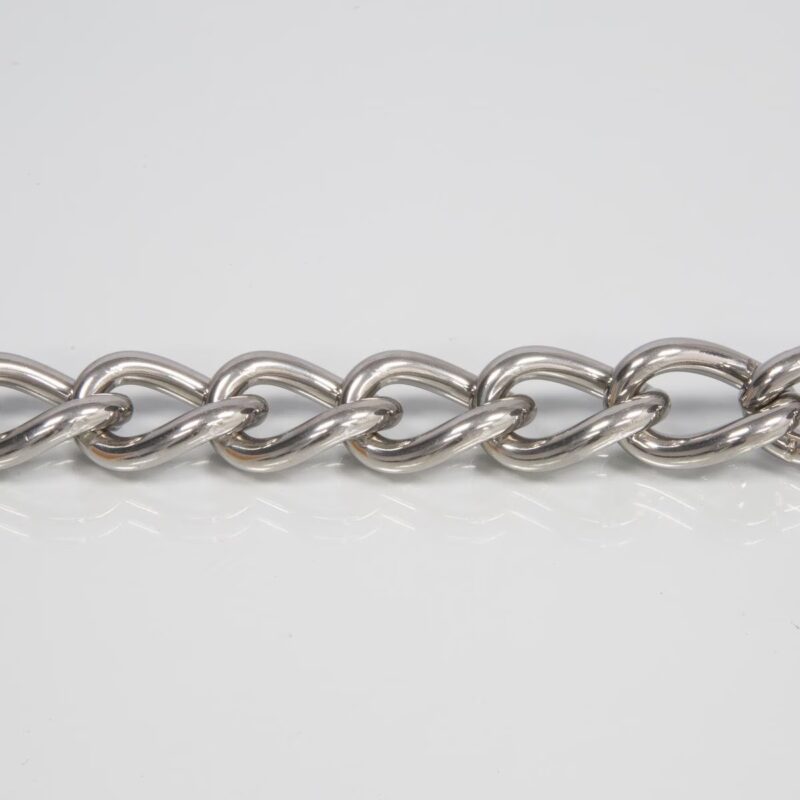 Twist Link Chain